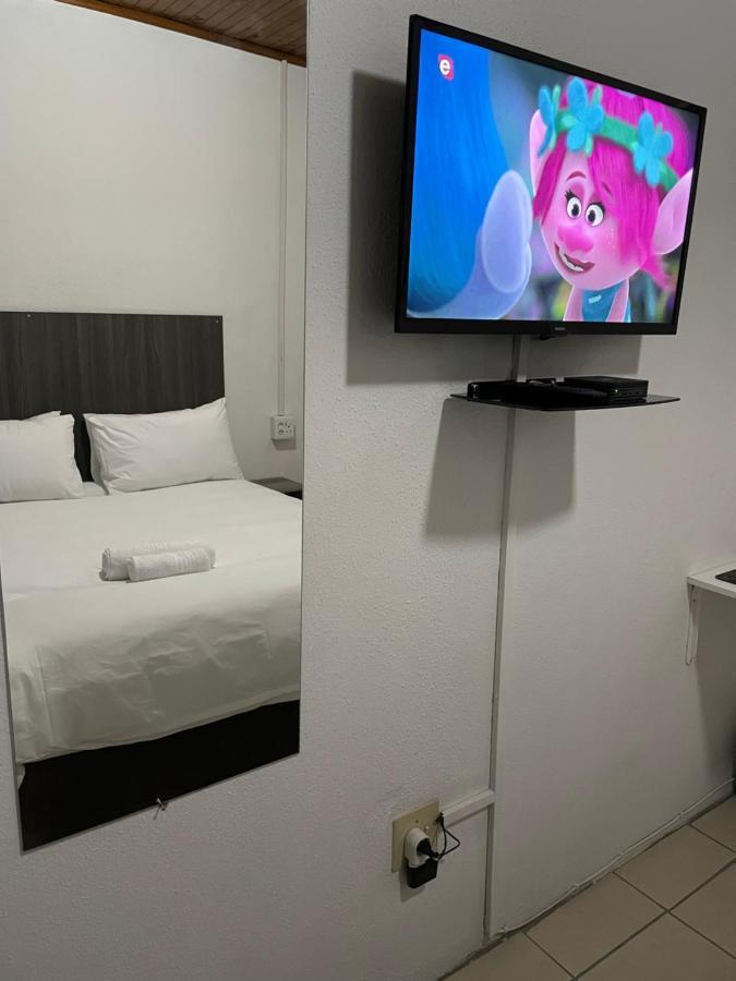 Host Hub Guest House 켐턴파크 외부 사진