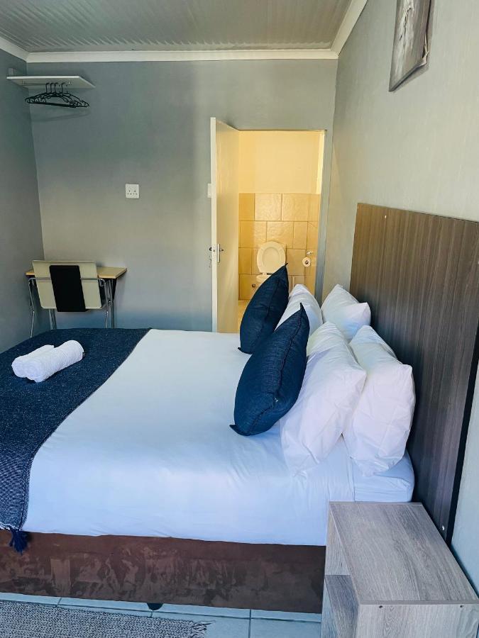 Host Hub Guest House 켐턴파크 외부 사진