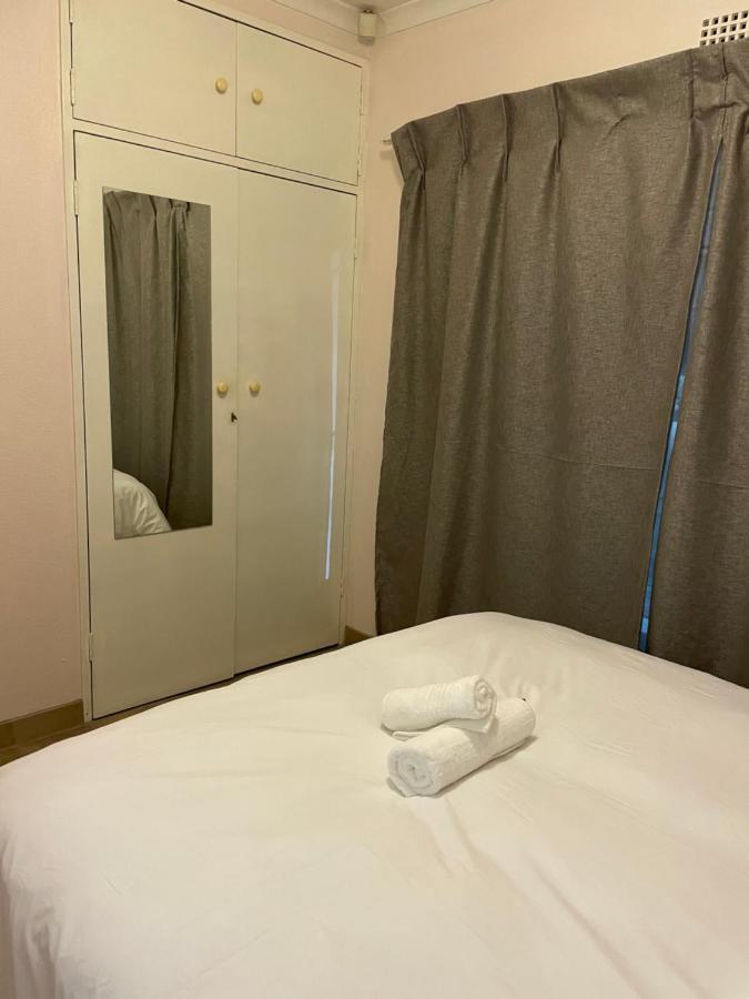 Host Hub Guest House 켐턴파크 외부 사진