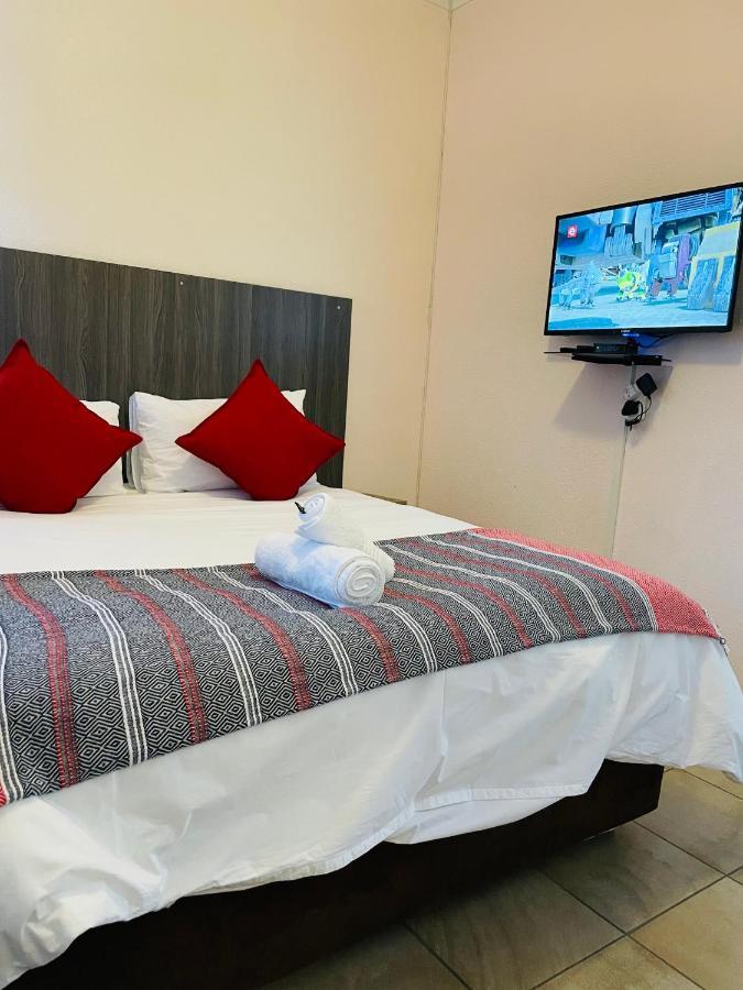 Host Hub Guest House 켐턴파크 외부 사진