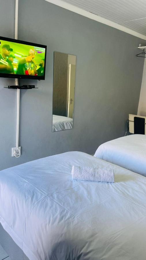 Host Hub Guest House 켐턴파크 외부 사진